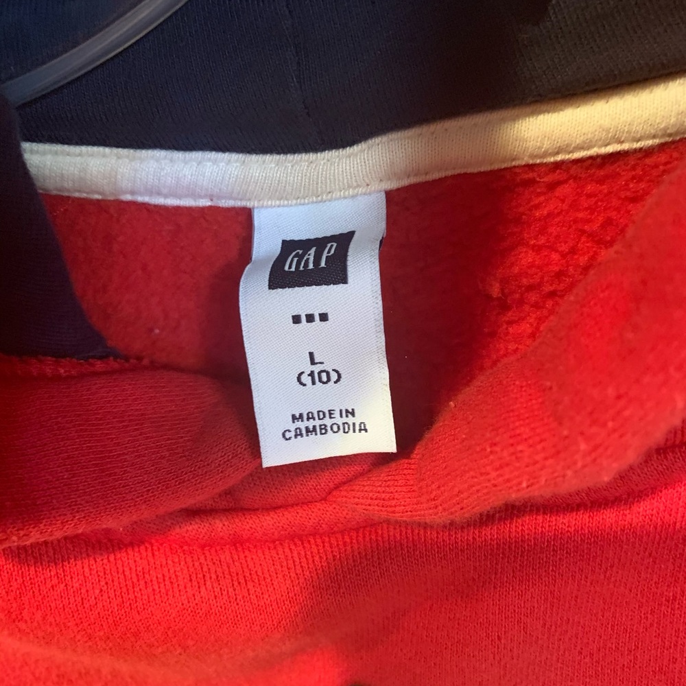 Gap Hoodie - Picture 2 of 3